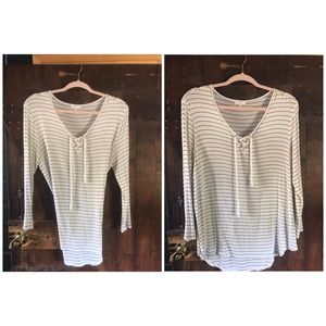 Soft striped v neck long sleeve